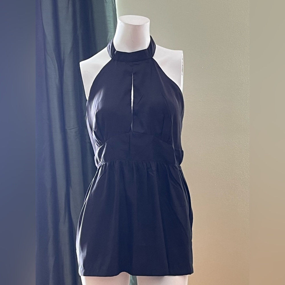 Black- Halter Peplum Top- Women’s- Size Laege
